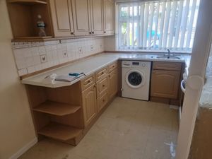 Kitchen- click for photo gallery